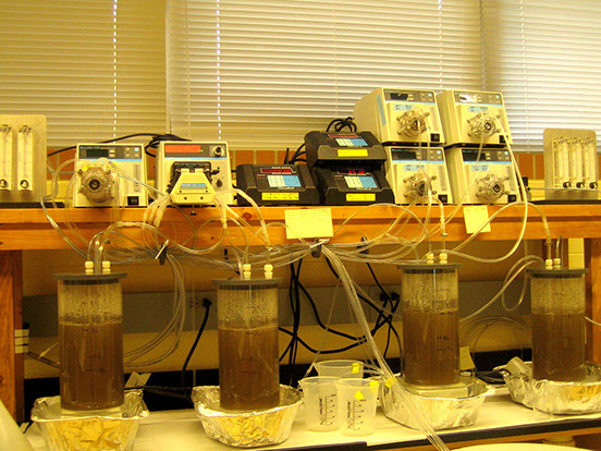 Wet laboratory sequence batch reactors